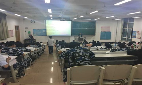 Cache_-6d1a516f7f443ca9.